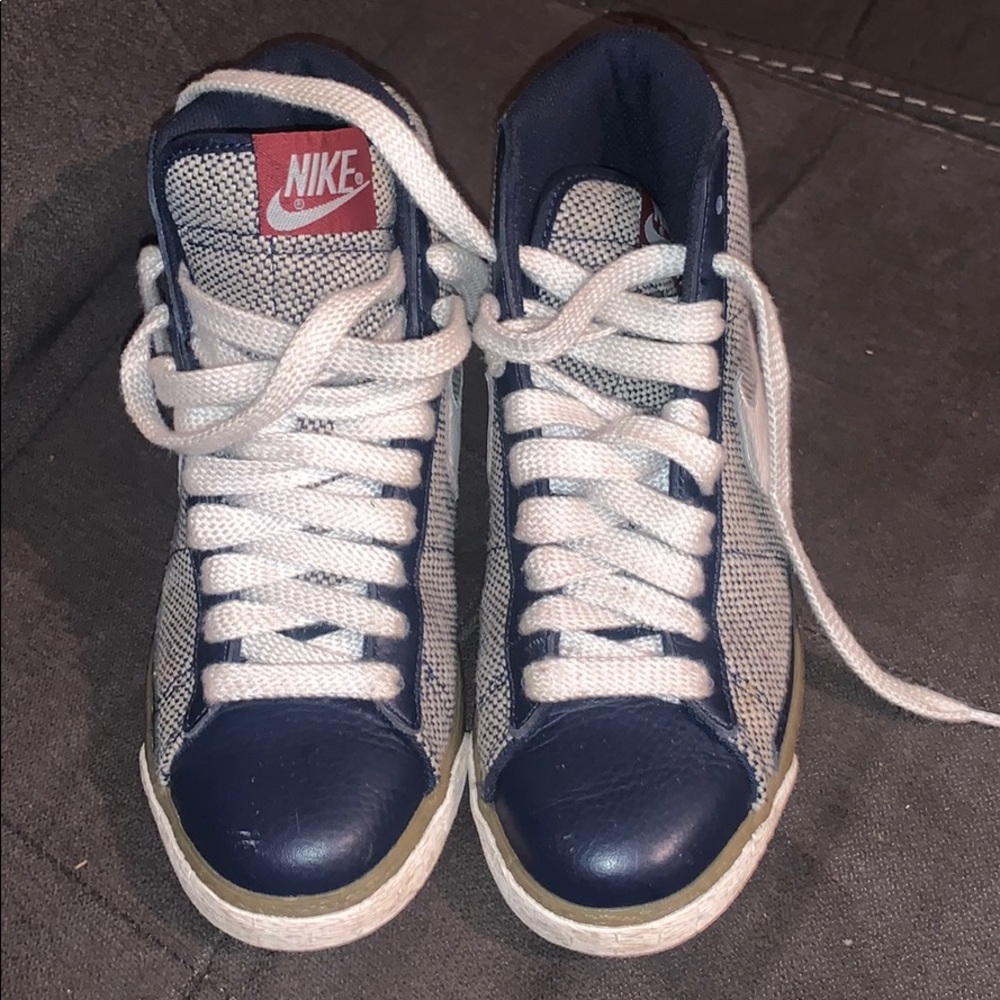 Women Nike Blazers